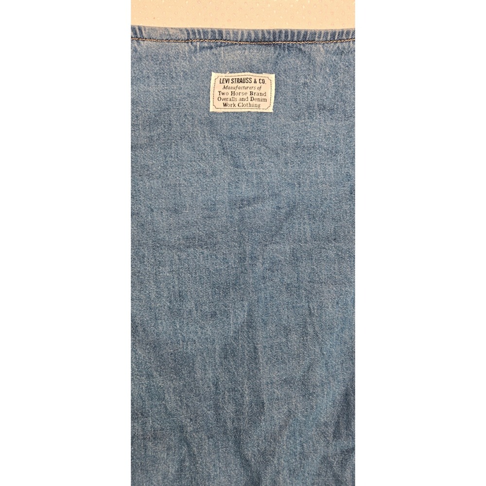 Levis Womens Blue Denim Square Neck Slim Fit Top Smocked Sides Size S NWT - Picture 10 of 10